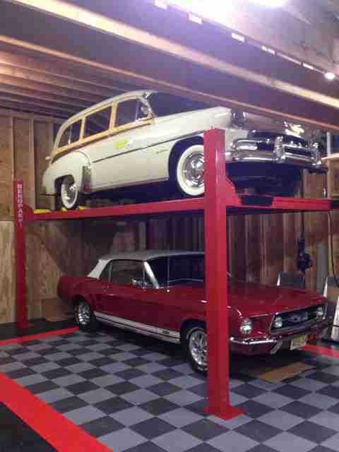 BendPak HD-7W Four Post Lift – Red