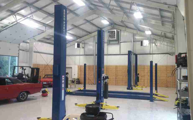 BendPak 2 And 4 Post Auto Lifts – Ferrari